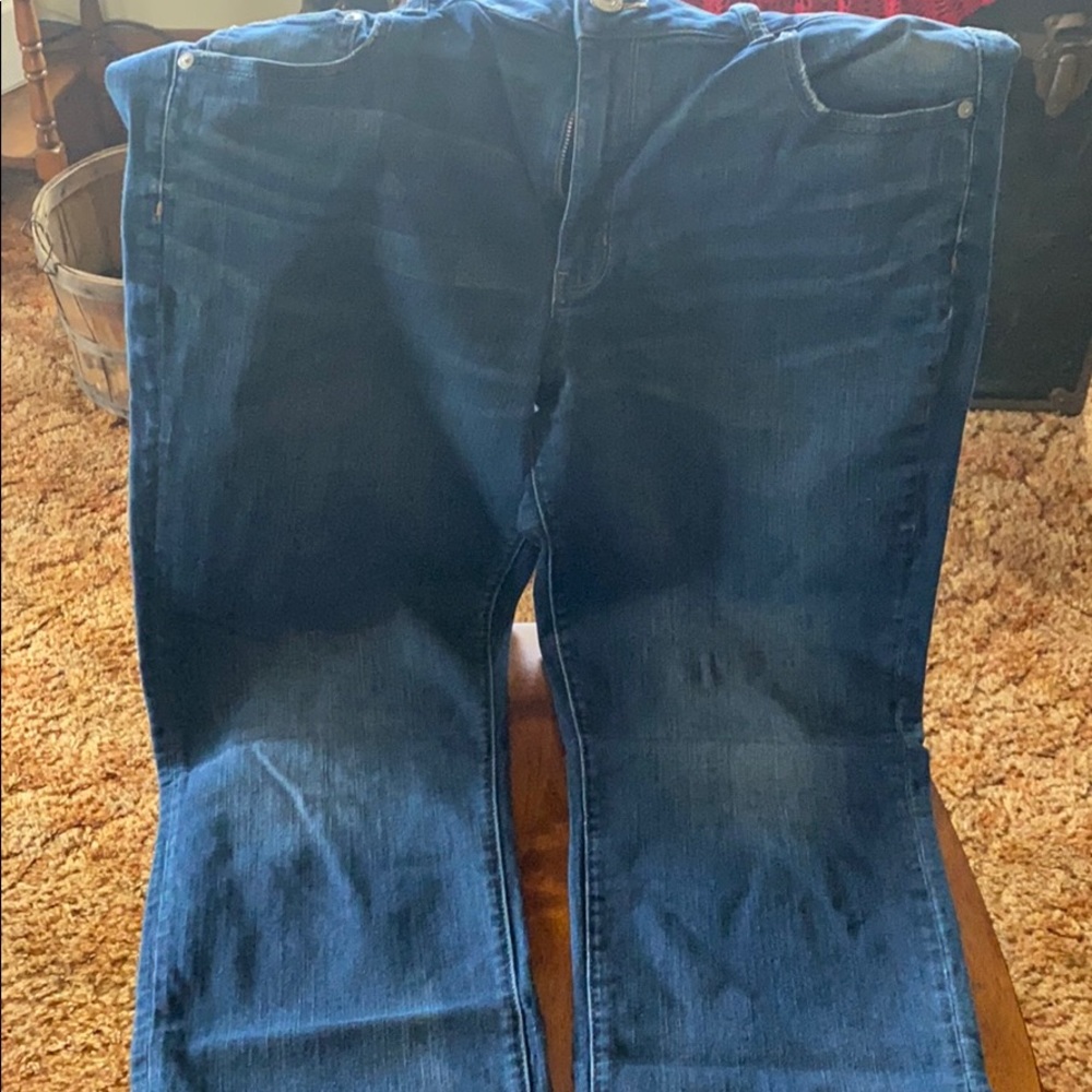 American Eagle Super Stretch Straight Like New